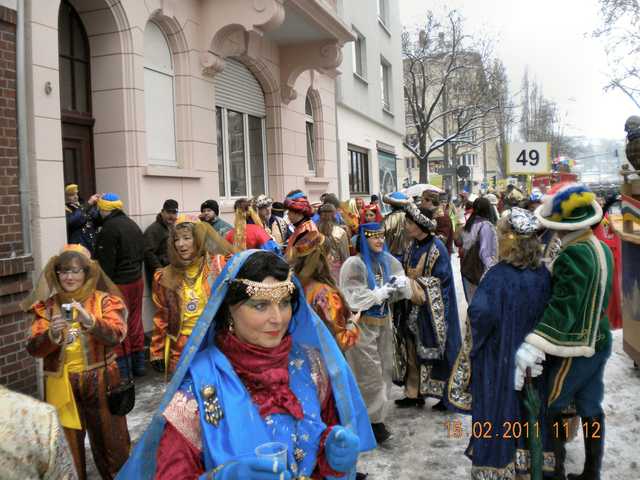 2010-02-Karnevalsverein-Die Schnudedunker-Rosenmontag-Mainz-Aufstellung 005.jpg